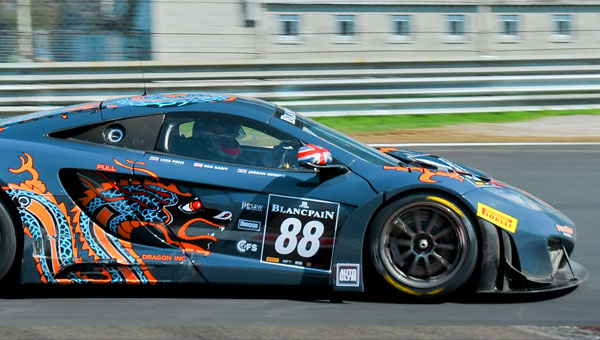 Mclaren Mp4 12c Gt3 Dragonracing Racing Car Experiences In Dubai And Abu Dhabi